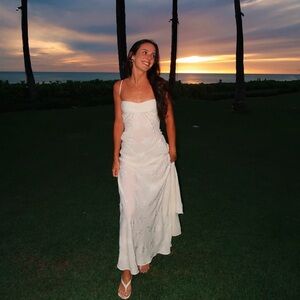 Elegant White Maxi Dress